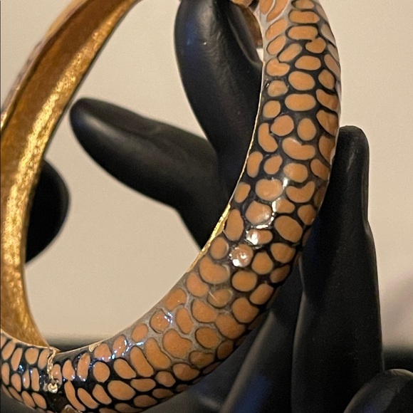 Vintage Diane Von Furstenberg (DVF) Enamel Snake Clamper Bracelet - Picture 4 of 7